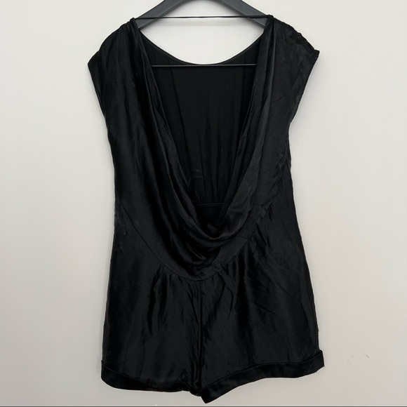 BCBG Max Azria Black Satin Open Back Shorts Romper Size XS - Picture 4 of 6